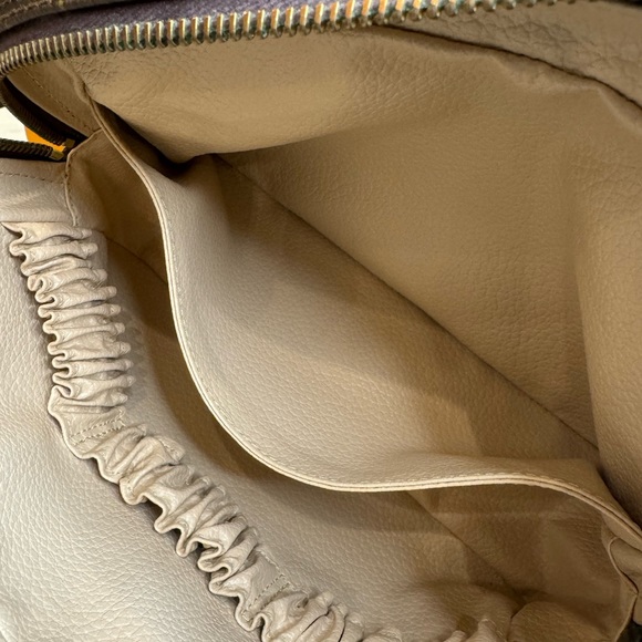 Louis Vuitton Monogram Trousse Toilette - Picture 13 of 14